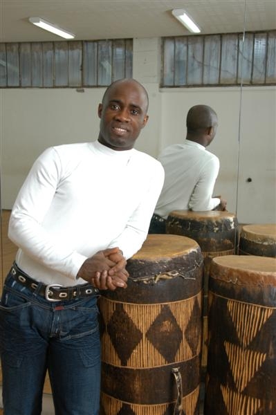 Portrait / Georges Momboye (chorégraphe) Le «messie» du ballet national